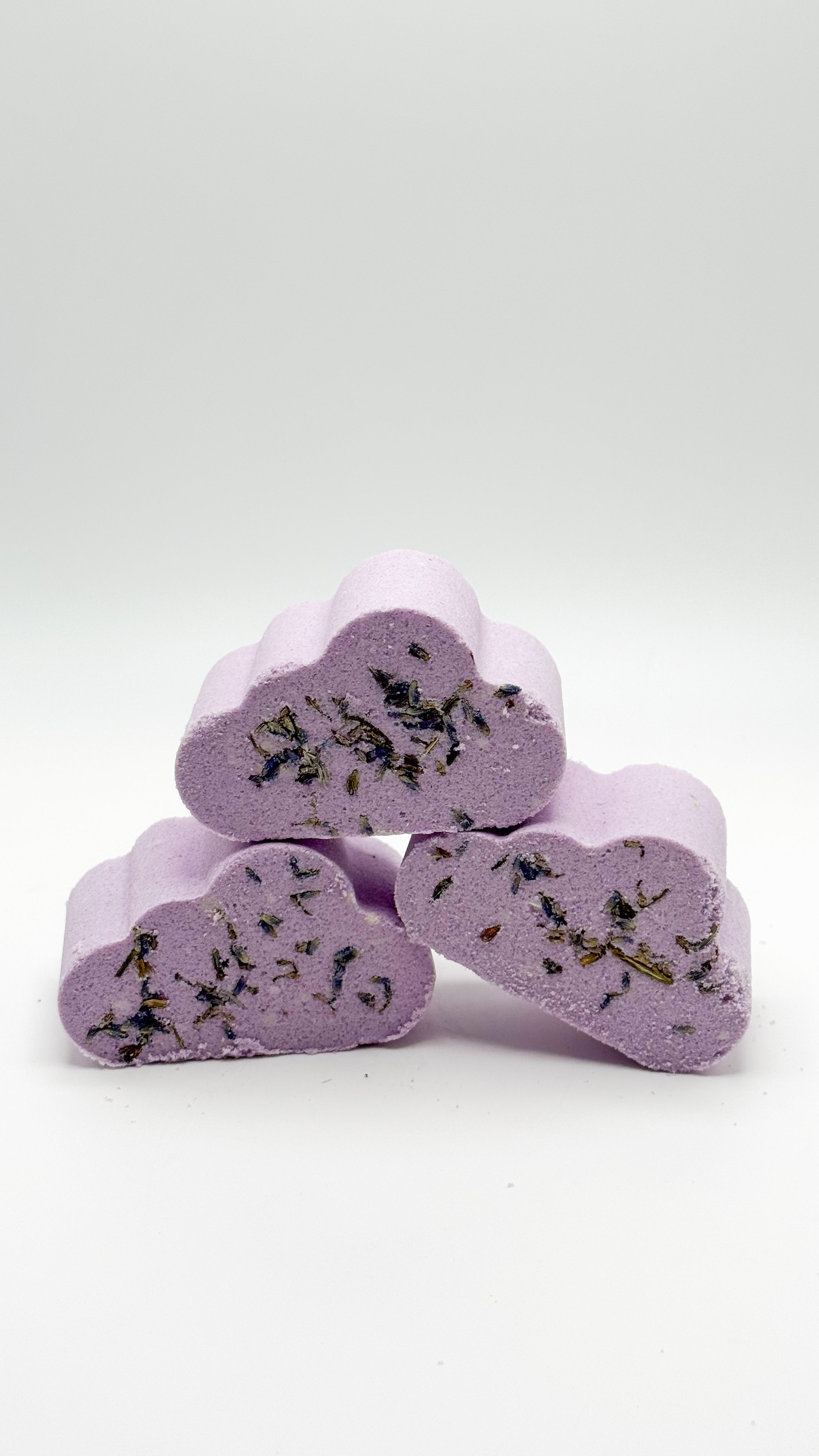 Lavender Cloud Bubbly Bath Bomb